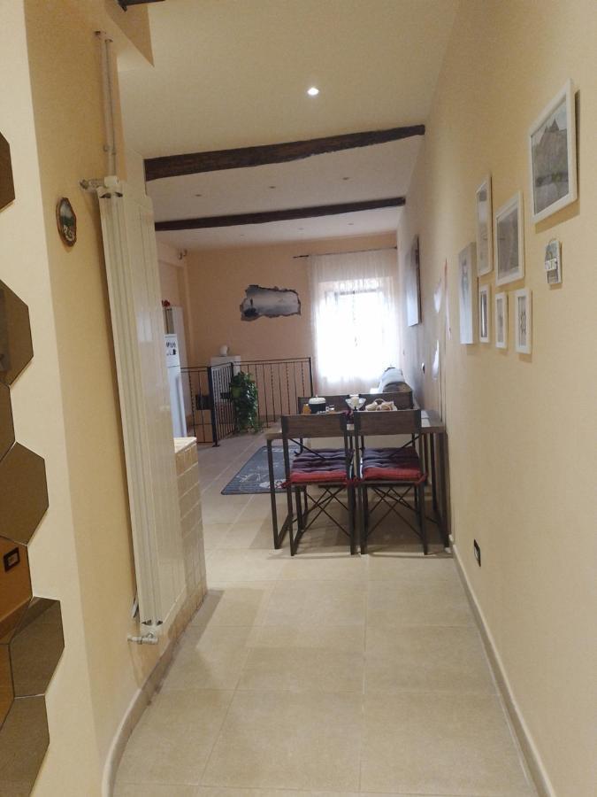 La Casa Dei Libri Villa Сутри Екстериор снимка